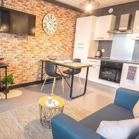 Chic Et Lumineux Proche Gare Et Parking Hypercentre Agen Apartman Kültér fotó
